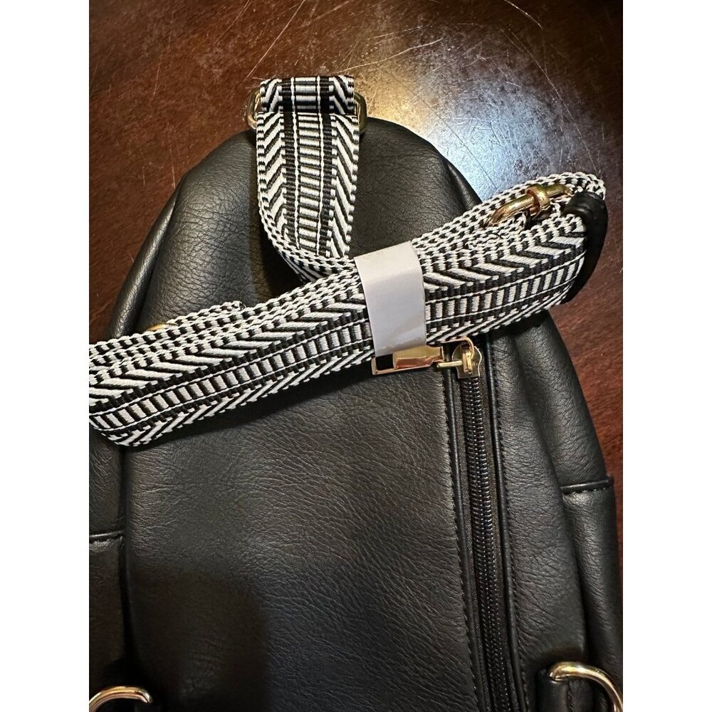 Black Faux Leather Sling Bag - New - Picture 4 of 5